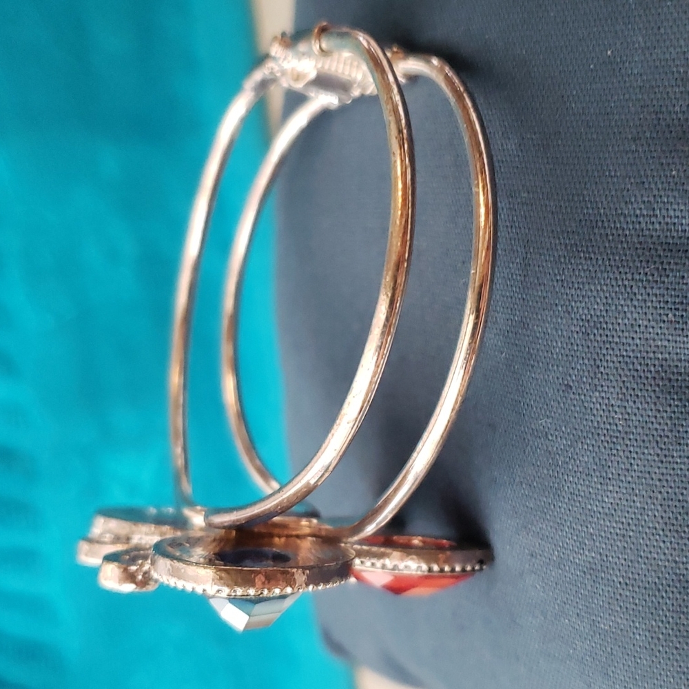 Simply Beautiful Butterfly bracelet - Picture 7 of 8